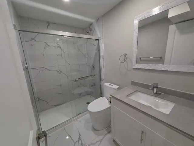 Private Furnished Room for rent near Square one, Heartland - Photo 6