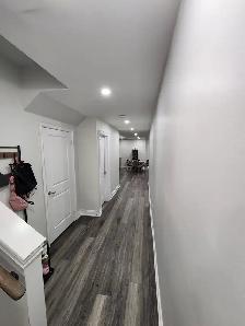1000 sq. ft New 2 bedroom 9 ft ceiling basement apartment - Photo 5