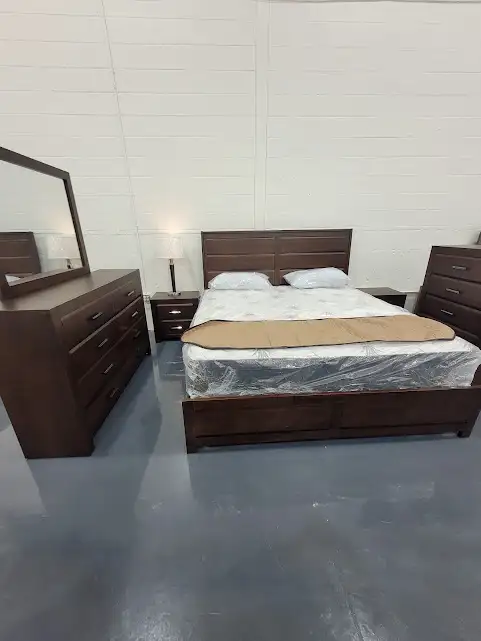 GRANDE CHAMBRE MEUBLÉ À LOUER À MONTRÉAL - Photo 3
