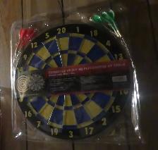 Ensemble de jeu de fléchettes et cible à vendre