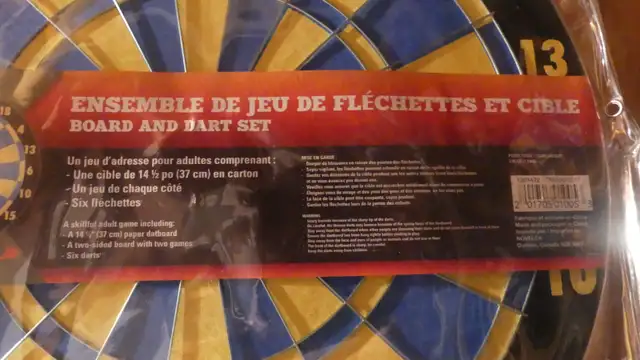 Ensemble de jeu de fléchettes et cible à vendre - Photo 4
