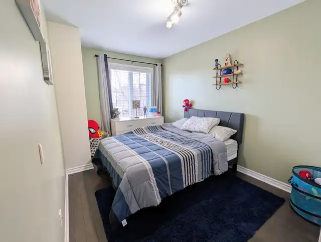 Spacious 3-Bedroom Townhouse with Garage for Rent in Gatineau - Photo 7