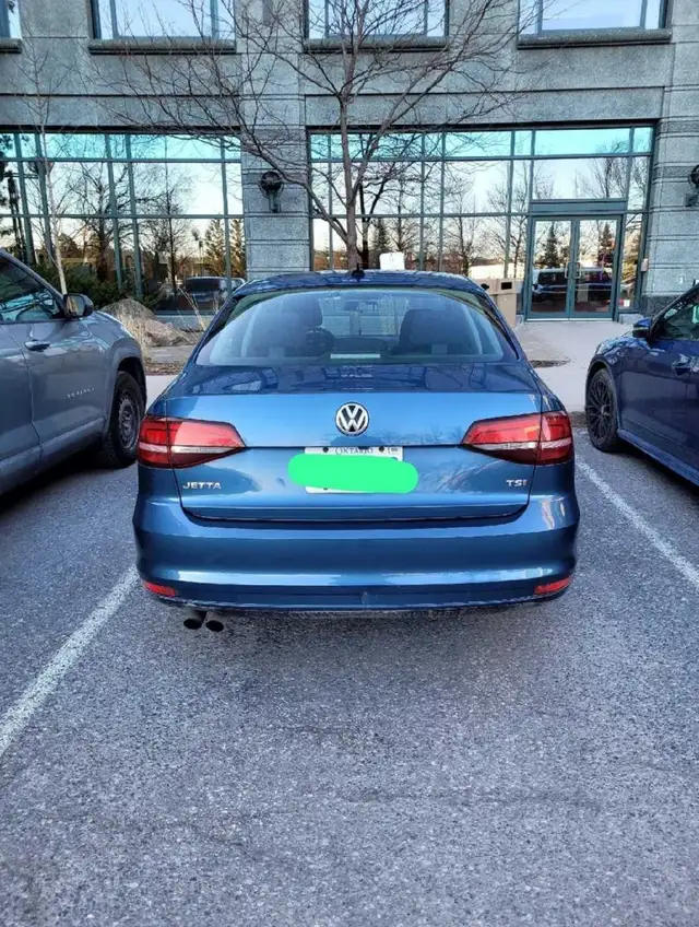 2017 Volkswagen Jetta 1.4 TSI | 5-Speed Manual | No Accidents | - Photo 2