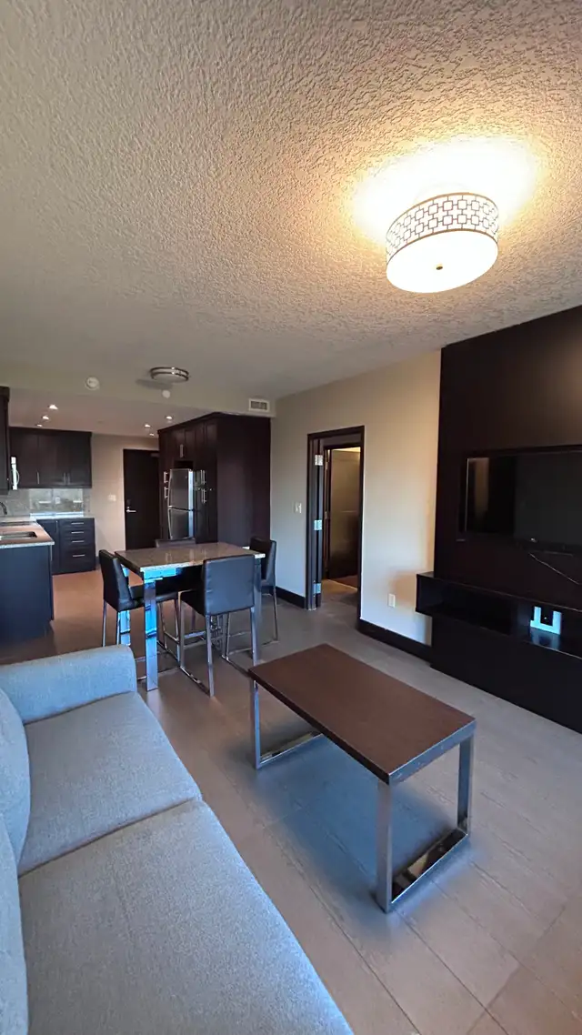 Modern 1 Bedroom Sublet Near Western-Richmond & Windermere - Photo 11