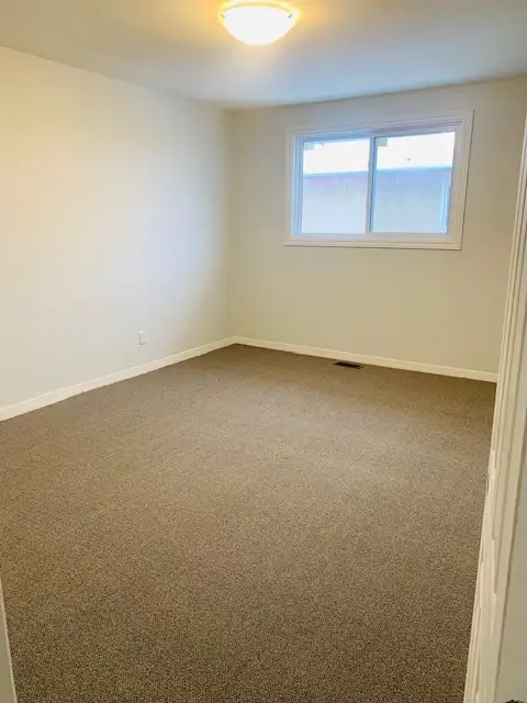 Spacious 3-Bedroom Apartment - Photo 7