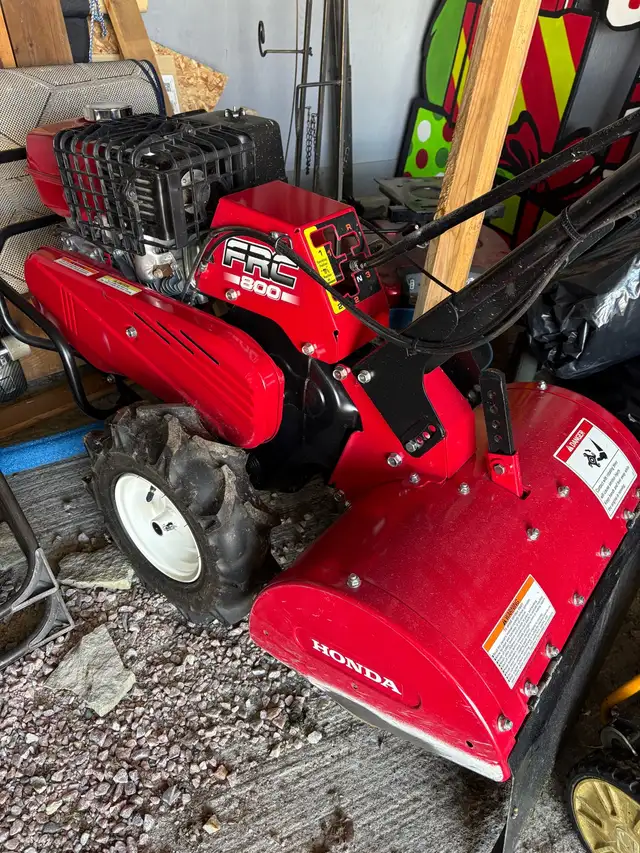 Commercial Tiller Used Twice
