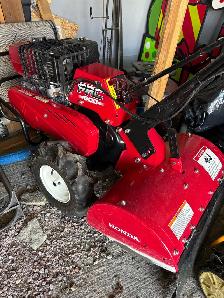 Commercial Tiller Used Twice