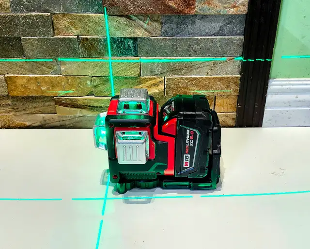 New! 360 Degree Green Laser Level for M18 Battery (Tool-Only) - Photo 2