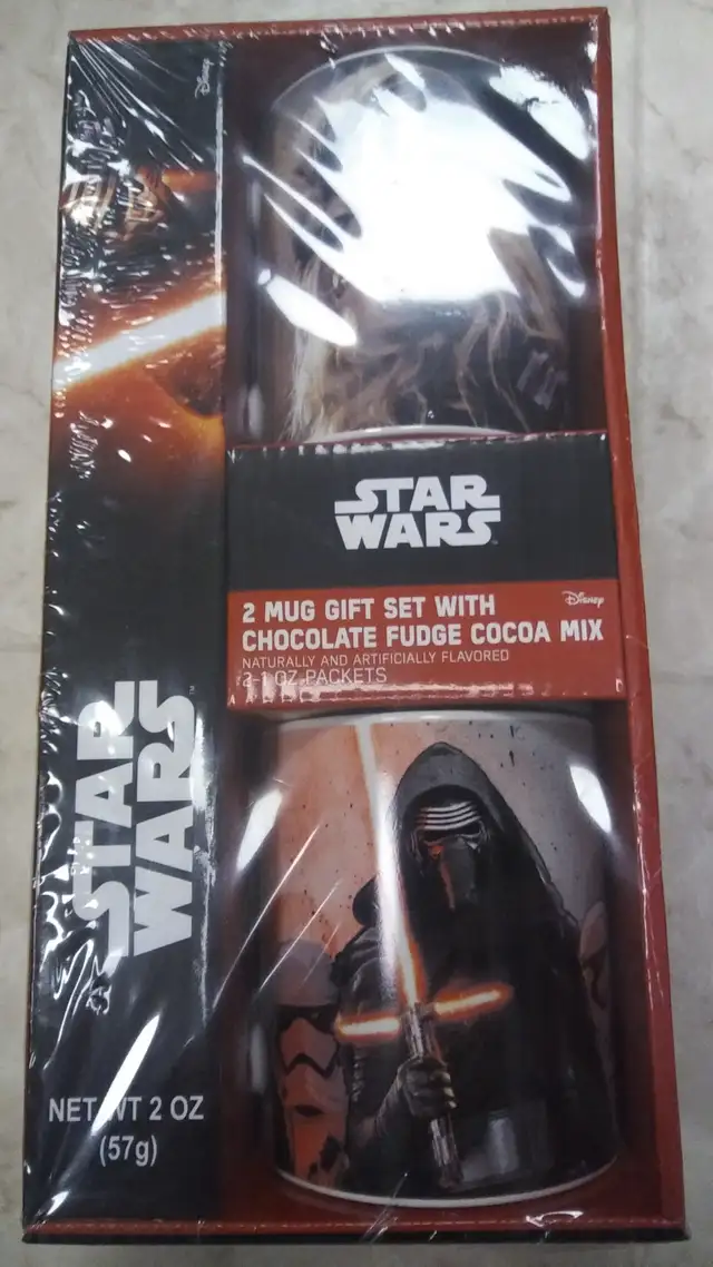 Disney Star Wars The Force Awakens  2 Mug Gift Set   Cocoa Mix