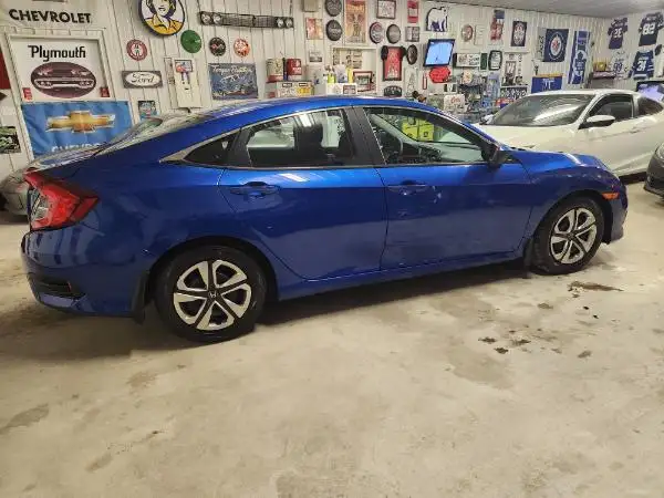 2018 Honda Civic Sedan LX MANUAL/REAR CAMERA - Photo 5