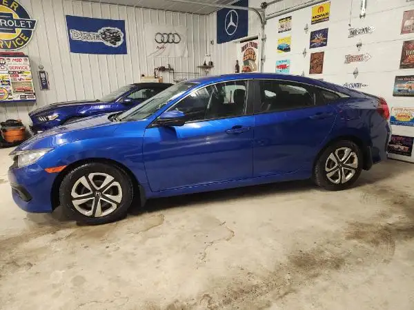 2018 Honda Civic Sedan LX MANUAL/REAR CAMERA - Photo 9