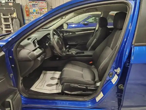 2018 Honda Civic Sedan LX MANUAL/REAR CAMERA - Photo 12