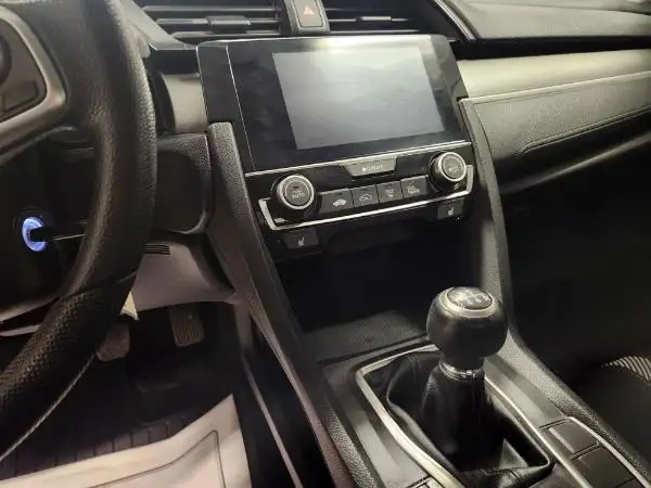 2018 Honda Civic Sedan LX MANUAL/REAR CAMERA - Photo 16