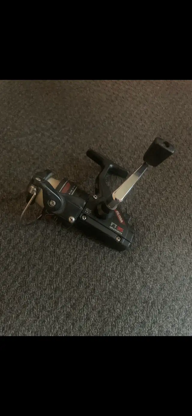 Older reel but never used it. Brand new!