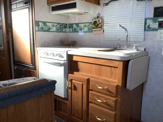 16 FT.  FOUR SEASON  NASH TRAILER - Photo 5