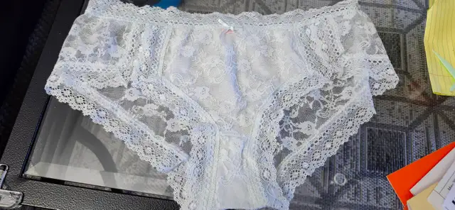 Size M Ladies Panties for sale! - Photo 2