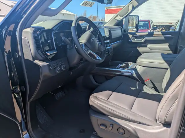 2026 Chevrolet Silverado 2500HD LT - Leather Seats - $744 B/W - Photo 10