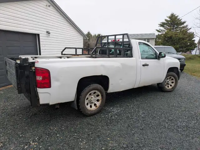 Chevrolet Silverado 1500 - Photo 5