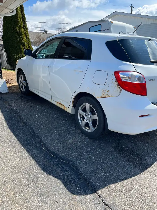 Toyota Matrix XR 2010 à vendre - Photo 2