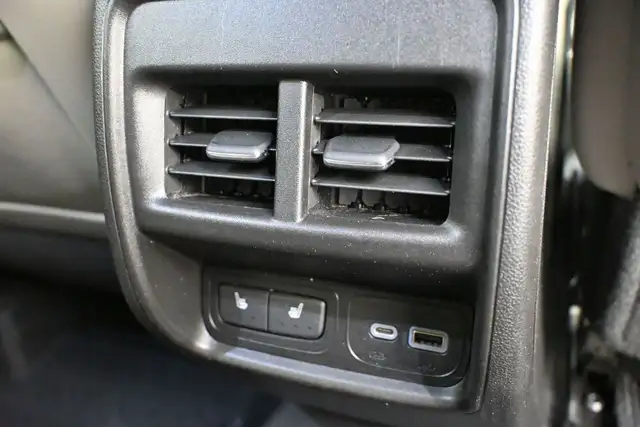 2019 Cadillac XT4 Luxury Leather I Heated Seats I Apple CarPlay - Photo 25