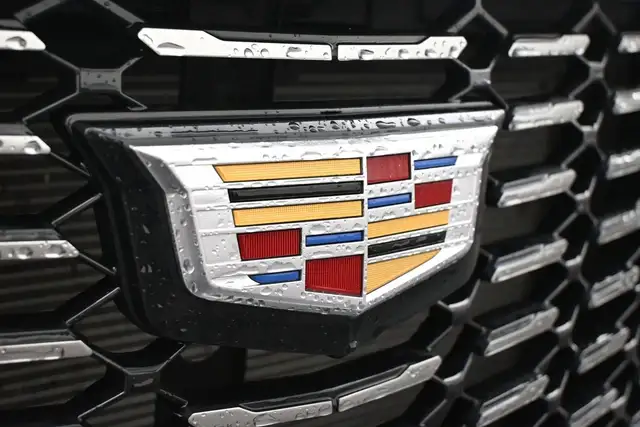 2019 Cadillac XT4 Luxury Leather I Heated Seats I Apple CarPlay - Photo 29