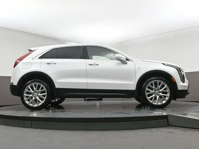 2019 Cadillac XT4 Luxury Leather I Heated Seats I Apple CarPlay - Photo 36