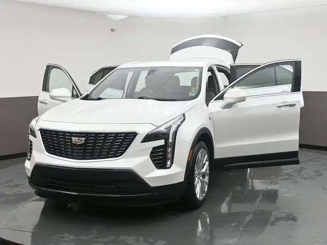 2019 Cadillac XT4 Luxury Leather I Heated Seats I Apple CarPlay - Photo 53
