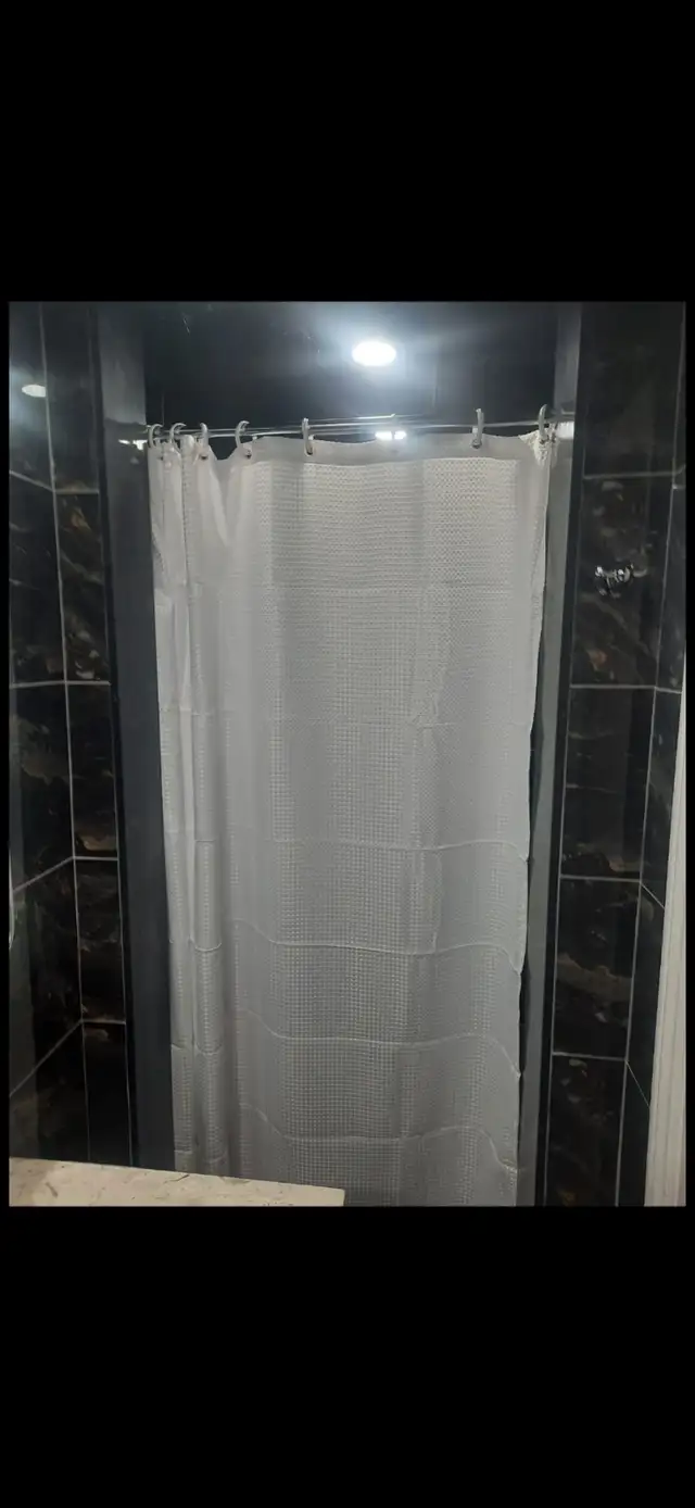 Room for rent - Photo 6