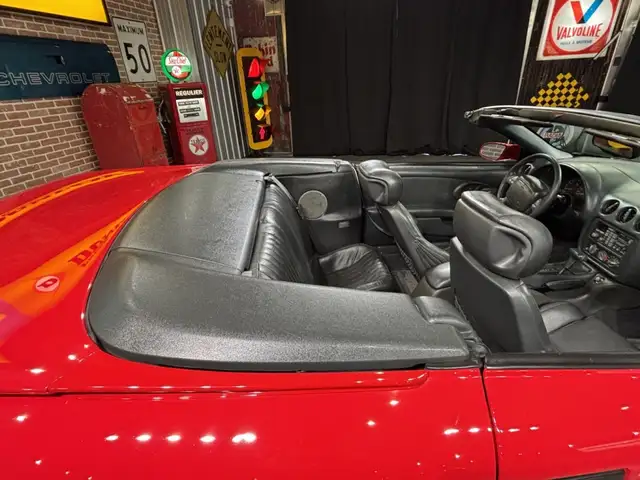 1995 Pontiac Firebird Formula, 5,7 litres, Convertible - Photo 11