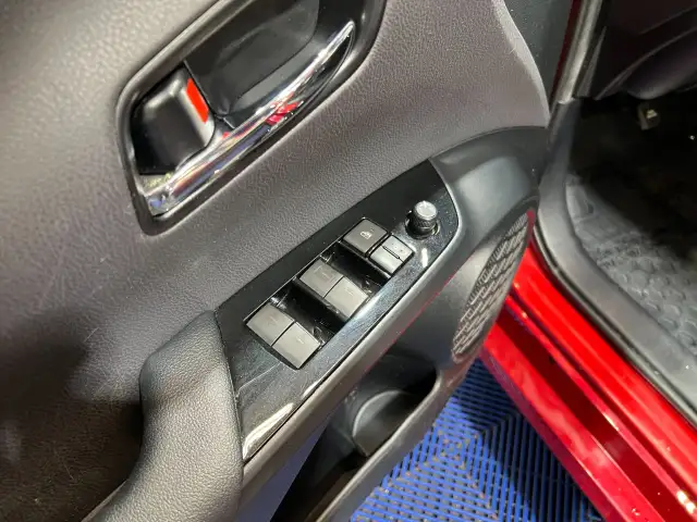 2020 Toyota Prius Prime - Photo 12
