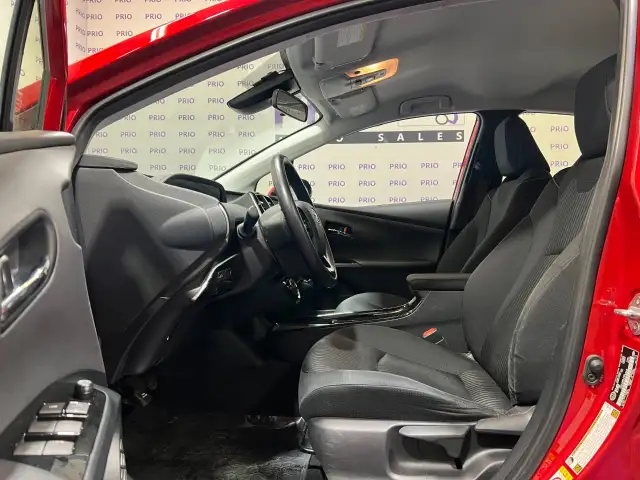 2020 Toyota Prius Prime - Photo 14