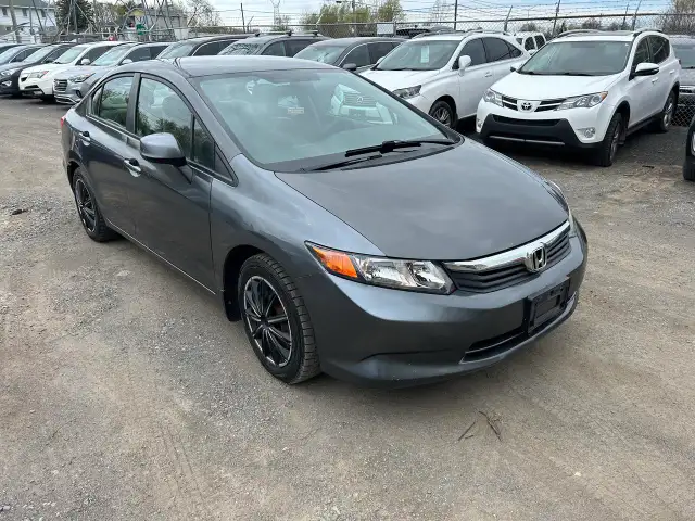 2012 Honda Civic LX REBUILT TITLE - Photo 2