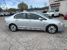 2011 Honda Civic SE Rebuilt title - Photo 3