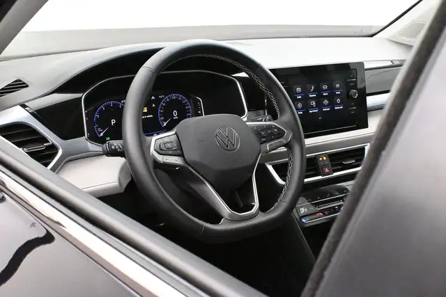 2025 Volkswagen Taos COMFORTLINE HEATED SEATS | APPLE CARPLAY | - Photo 7