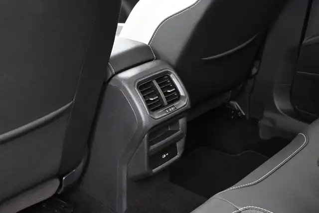 2025 Volkswagen Taos COMFORTLINE HEATED SEATS | APPLE CARPLAY | - Photo 23