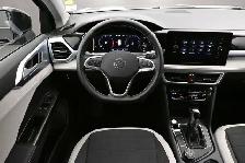 2025 Volkswagen Taos COMFORTLINE HEATED SEATS | APPLE CARPLAY | - Photo 25