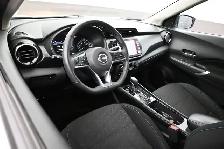 2025 Nissan Kicks SV HEATED SEATS, HEATED STEERING, LOW MILEAGE! - Photo 13