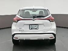 2025 Nissan Kicks SV HEATED SEATS, HEATED STEERING, LOW MILEAGE! - Photo 30