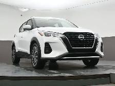 2025 Nissan Kicks SV HEATED SEATS, HEATED STEERING, LOW MILEAGE! - Photo 33
