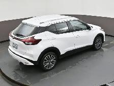 2025 Nissan Kicks SV HEATED SEATS, HEATED STEERING, LOW MILEAGE! - Photo 47