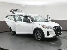 2025 Nissan Kicks SV HEATED SEATS, HEATED STEERING, LOW MILEAGE! - Photo 50