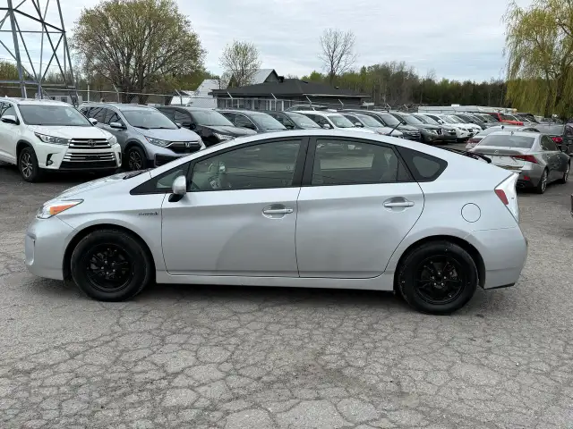 2012 Toyota Prius 5DR HB - Photo 2
