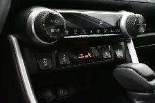 2024 Toyota RAV4 XLE AWD | SUNROOF | LOW MILEAGE - Photo 17