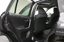 2024 Toyota RAV4 XLE AWD | SUNROOF | LOW MILEAGE - Photo 21