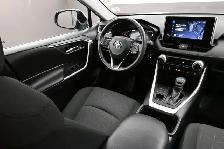 2024 Toyota RAV4 XLE AWD | SUNROOF | LOW MILEAGE - Photo 28