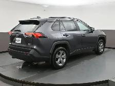 2024 Toyota RAV4 XLE AWD | SUNROOF | LOW MILEAGE - Photo 34