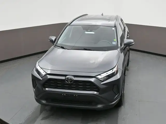 2024 Toyota RAV4 XLE AWD | SUNROOF | LOW MILEAGE - Photo 45