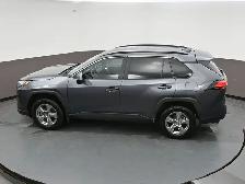 2024 Toyota RAV4 XLE AWD | SUNROOF | LOW MILEAGE - Photo 47