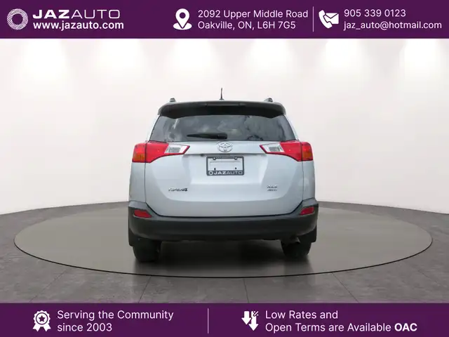 2015 Toyota RAV4 AWD 4dr XLE - Photo 8
