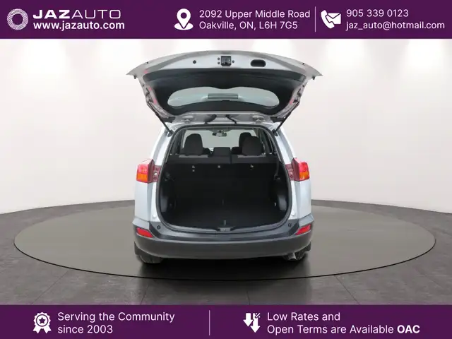2015 Toyota RAV4 AWD 4dr XLE - Photo 9
